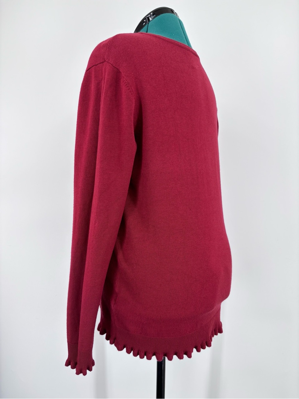 Soya Concept Raspberry Ruffled Hem Crew Neck Lightweight Sweater, Large - Picture 5 of 16